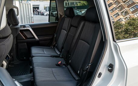 Toyota Land Cruiser Prado 150 рестайлинг 2, 2019 год, 5 090 000 рублей, 11 фотография