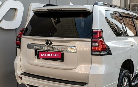 Toyota Land Cruiser Prado 150 рестайлинг 2, 2019 год, 5 090 000 рублей, 7 фотография