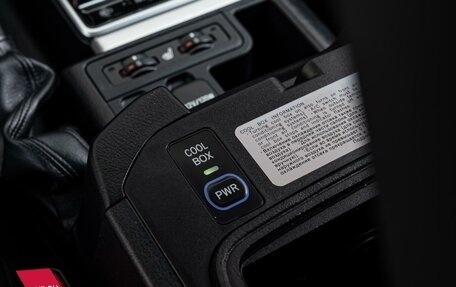 Toyota Land Cruiser Prado 150 рестайлинг 2, 2019 год, 5 090 000 рублей, 25 фотография