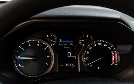 Toyota Land Cruiser Prado 150 рестайлинг 2, 2019 год, 5 090 000 рублей, 24 фотография