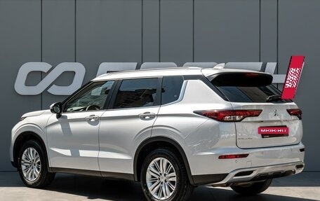 Mitsubishi Outlander, 2024 год, 5 240 000 рублей, 2 фотография