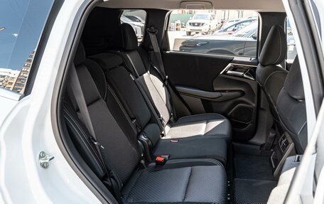 Mitsubishi Outlander, 2024 год, 5 240 000 рублей, 7 фотография