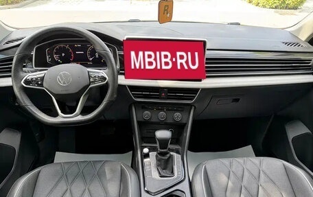 Volkswagen Tiguan II, 2022 год, 2 310 990 рублей, 8 фотография