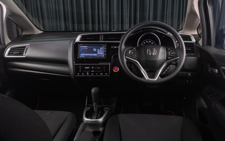 Honda Fit III, 2019 год, 1 379 000 рублей, 6 фотография