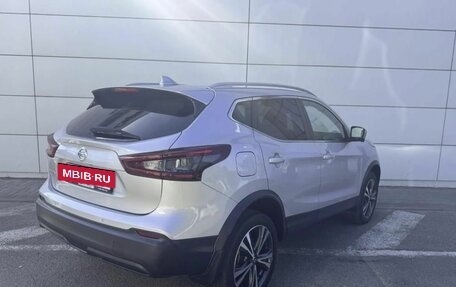 Nissan Qashqai, 2021 год, 2 090 000 рублей, 5 фотография