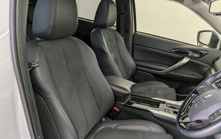 Mitsubishi Eclipse Cross, 2022 год, 1 800 100 рублей, 14 фотография