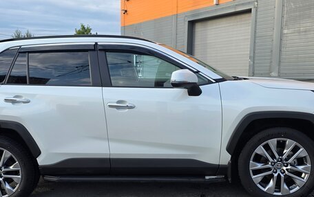Toyota RAV4, 2020 год, 4 100 000 рублей, 3 фотография