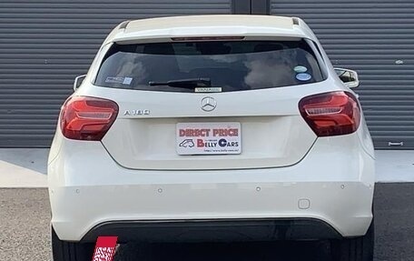 Mercedes-Benz A-Класс, 2016 год, 1 130 000 рублей, 4 фотография