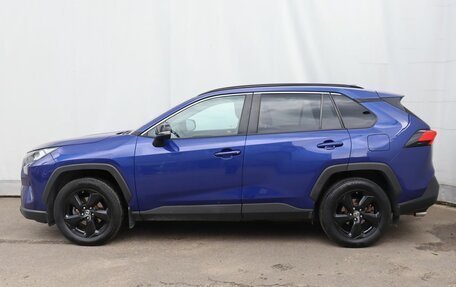 Toyota RAV4, 2021 год, 3 549 000 рублей, 8 фотография