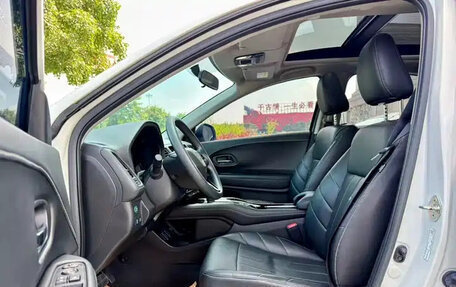 Honda Vezel, 2022 год, 1 185 000 рублей, 8 фотография