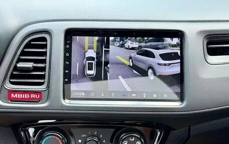 Honda Vezel, 2022 год, 1 185 000 рублей, 21 фотография