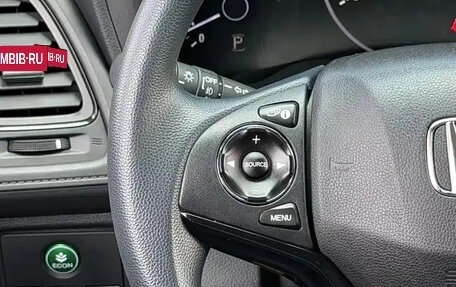 Honda Vezel, 2022 год, 1 185 000 рублей, 14 фотография