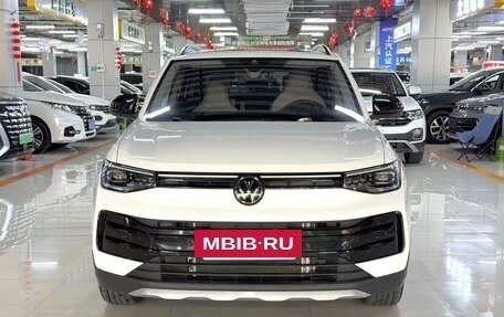 Volkswagen Tharu, 2025 год, 2 400 898 рублей, 2 фотография