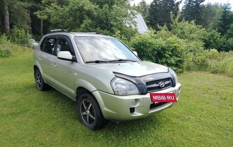 Hyundai Tucson III, 2008 год, 800 000 рублей, 2 фотография