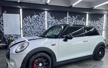 MINI Hatch, 2016 год, 2 350 000 рублей, 9 фотография