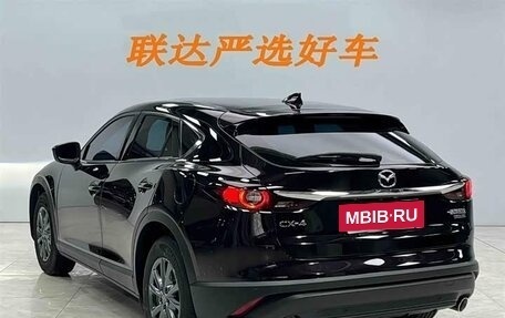 Mazda CX-4, 2023 год, 2 250 000 рублей, 3 фотография
