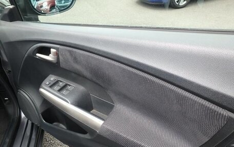 Honda Insight II рестайлинг, 2013 год, 670 000 рублей, 20 фотография