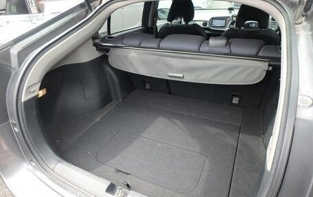 Honda Insight II рестайлинг, 2013 год, 670 000 рублей, 29 фотография