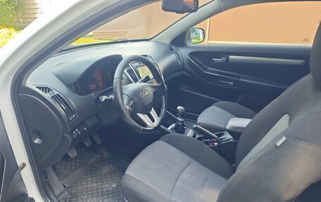 KIA cee'd I рестайлинг, 2011 год, 650 000 рублей, 16 фотография