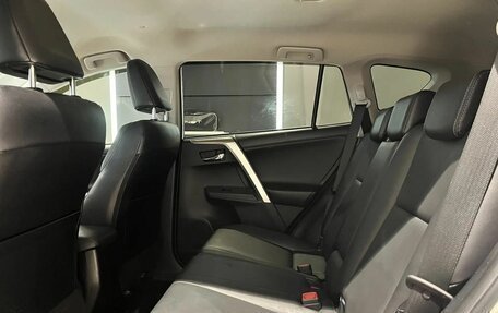 Toyota RAV4, 2014 год, 1 890 000 рублей, 14 фотография