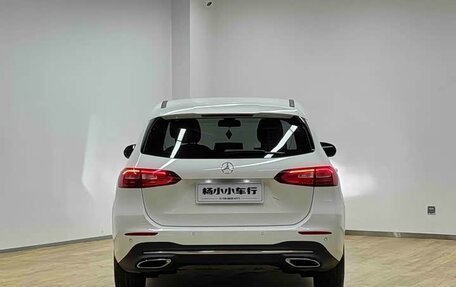 Mercedes-Benz B-Класс, 2022 год, 1 600 000 рублей, 6 фотография