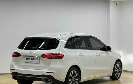 Mercedes-Benz B-Класс, 2022 год, 1 600 000 рублей, 7 фотография