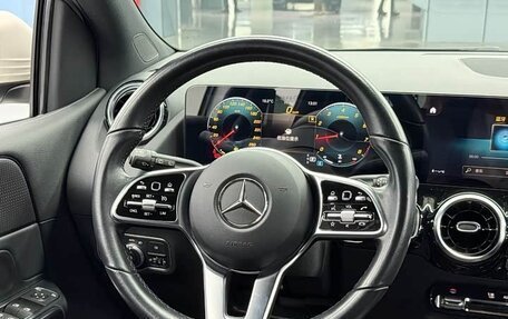 Mercedes-Benz B-Класс, 2022 год, 1 600 000 рублей, 12 фотография
