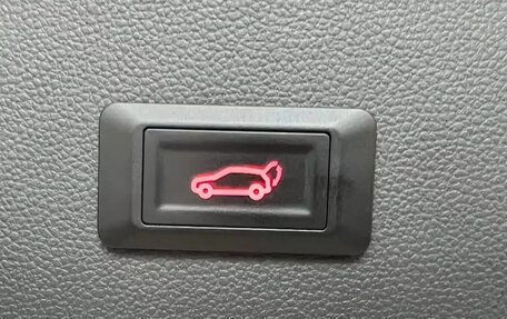 Volkswagen Tiguan II, 2022 год, 2 637 000 рублей, 18 фотография