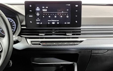 Geely Emgrand, 2024 год, 1 550 000 рублей, 18 фотография