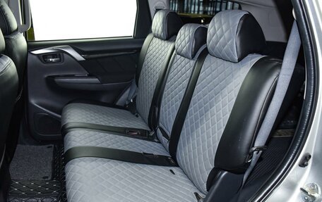 Mitsubishi Pajero Sport III рестайлинг, 2017 год, 2 999 000 рублей, 11 фотография
