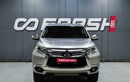 Mitsubishi Pajero Sport III рестайлинг, 2017 год, 2 999 000 рублей, 3 фотография