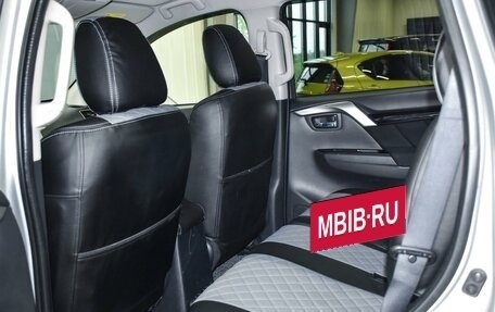 Mitsubishi Pajero Sport III рестайлинг, 2017 год, 2 999 000 рублей, 13 фотография