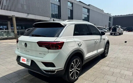 Volkswagen T-Roc I, 2022 год, 1 913 111 рублей, 7 фотография