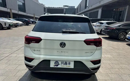 Volkswagen T-Roc I, 2022 год, 1 913 111 рублей, 9 фотография