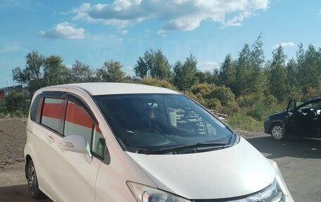 Honda Freed I, 2012 год, 1 150 000 рублей, 2 фотография