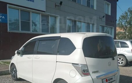 Honda Freed I, 2012 год, 1 150 000 рублей, 14 фотография