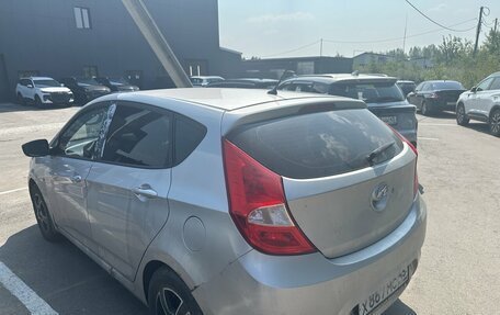 Hyundai Solaris II рестайлинг, 2012 год, 599 000 рублей, 4 фотография