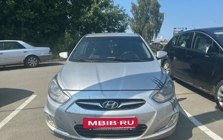 Hyundai Solaris II рестайлинг, 2012 год, 599 000 рублей, 5 фотография