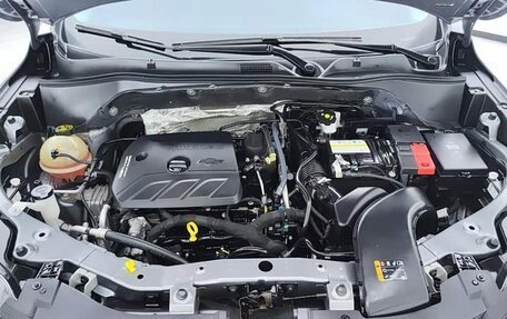 Chevrolet Tracker, 2022 год, 1 180 000 рублей, 12 фотография