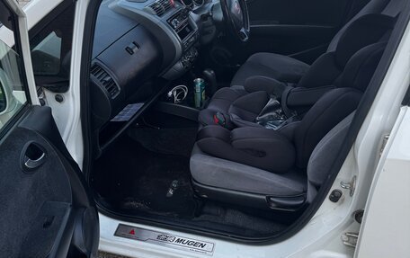 Honda Fit III, 2003 год, 365 000 рублей, 1 фотография