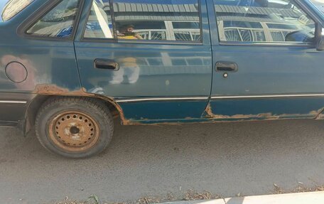 Daewoo Nexia I рестайлинг, 2003 год, 80 000 рублей, 4 фотография