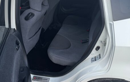 Honda Fit III, 2003 год, 365 000 рублей, 2 фотография