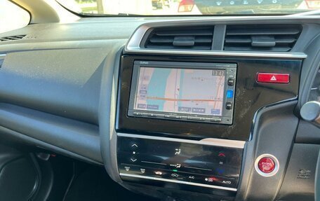 Honda Fit III, 2017 год, 1 250 000 рублей, 7 фотография