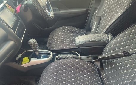 Honda Fit III, 2017 год, 1 250 000 рублей, 25 фотография
