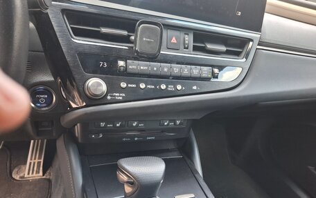 Lexus ES VII, 2022 год, 5 280 000 рублей, 18 фотография