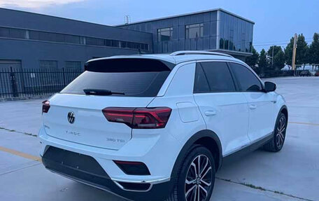 Volkswagen T-Roc I, 2022 год, 1 520 000 рублей, 14 фотография