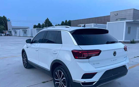 Volkswagen T-Roc I, 2022 год, 1 520 000 рублей, 12 фотография