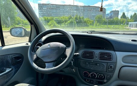 Renault Scenic III, 2000 год, 230 000 рублей, 11 фотография
