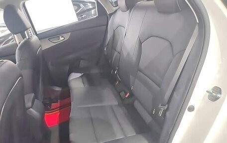 KIA K3, 2023 год, 1 500 000 рублей, 16 фотография