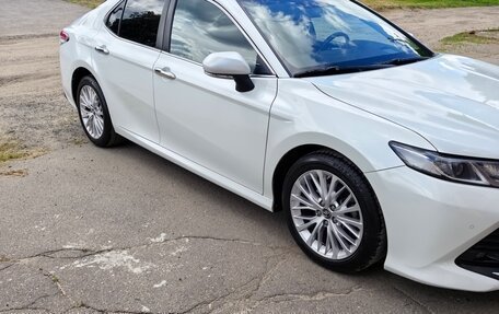 Toyota Camry, 2020 год, 2 350 000 рублей, 3 фотография